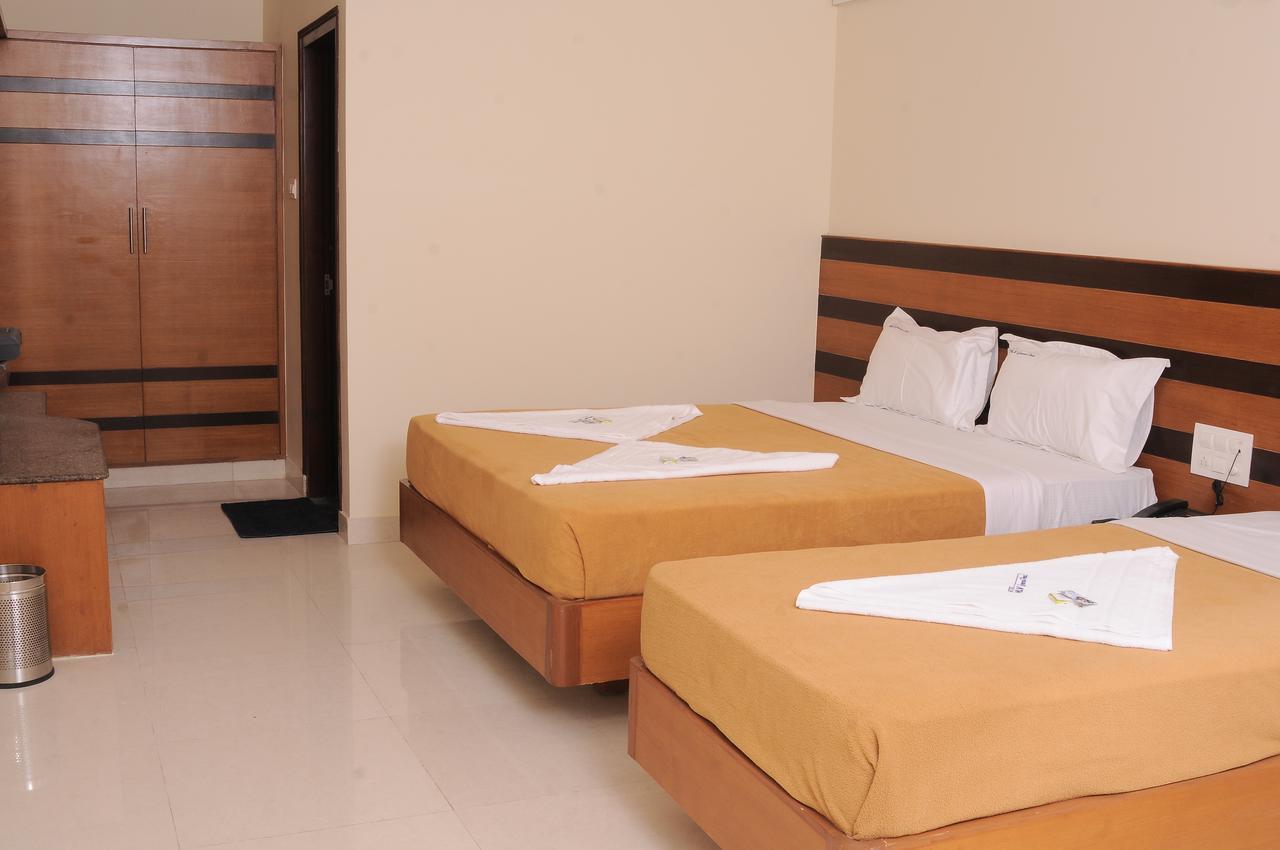 Hlv Grand Inn Bangalore Exterior photo
