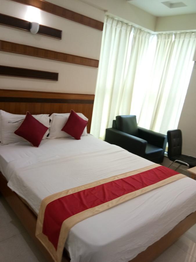Hlv Grand Inn Bangalore Exterior photo