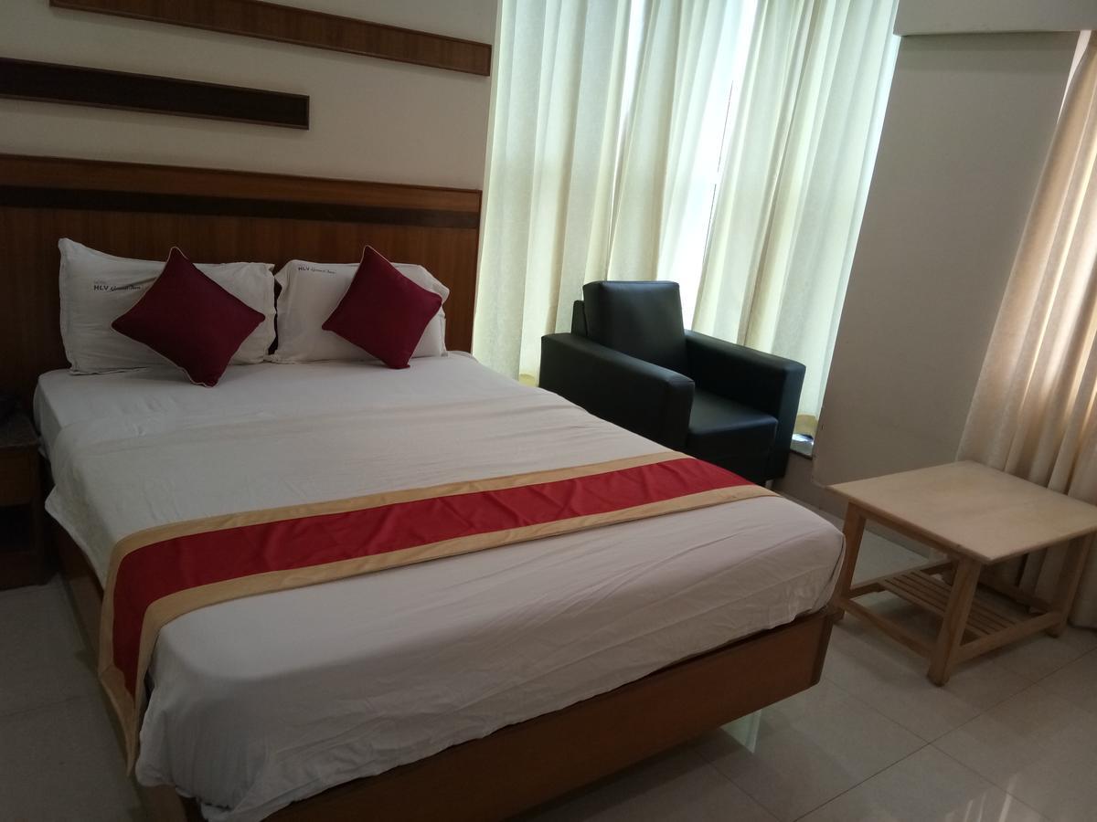 Hlv Grand Inn Bangalore Exterior photo