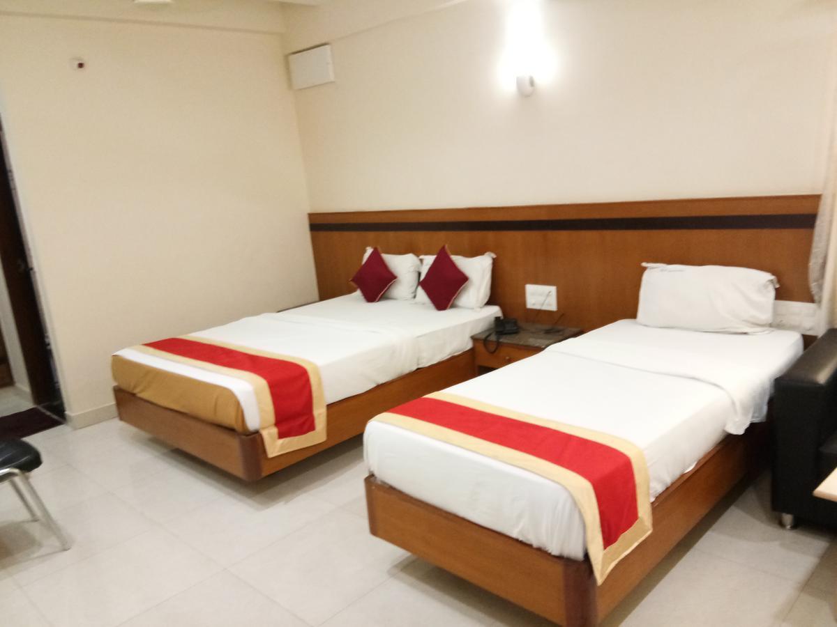 Hlv Grand Inn Bangalore Exterior photo